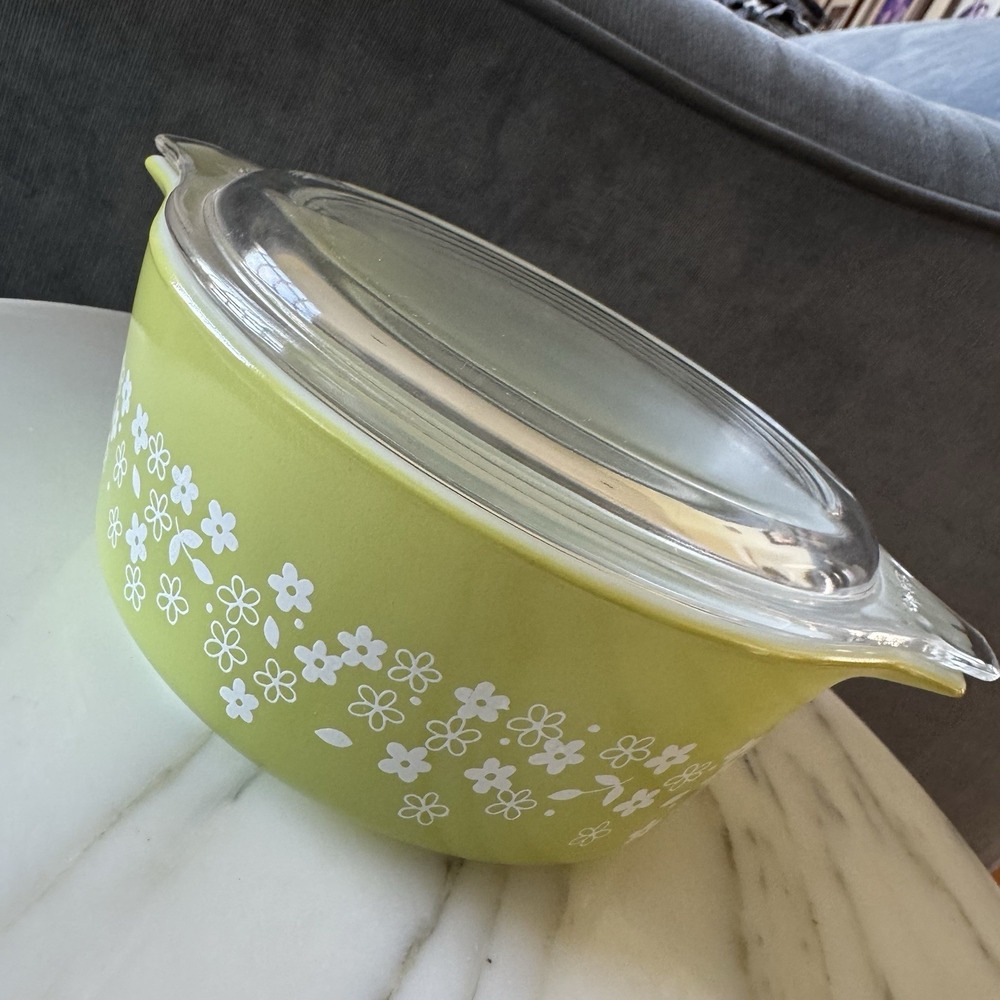 Vintage Pyrex Spring Blossom Crazy Daisy Green Casserole Dish 472-B & Lid 470